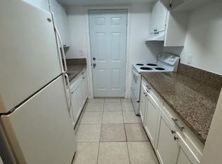 5911 SW 41st St APT B2, Fort Lauderdale, FL 33314