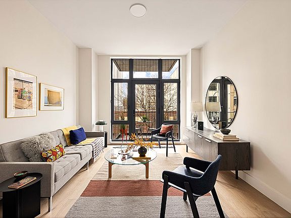 2nd image of 817 Classon Ave #5C