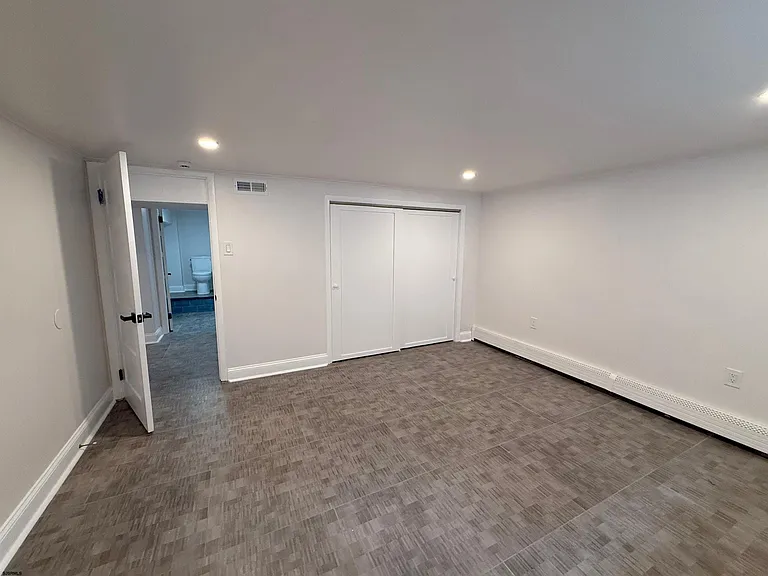 102 S Raleigh Ave — Photo 16