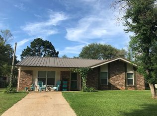 208 Ridgecrest Dr, Nacogdoches, TX 75961