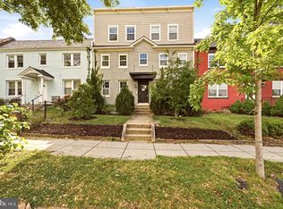 218 20th St NE APT 3, Washington, DC 20002