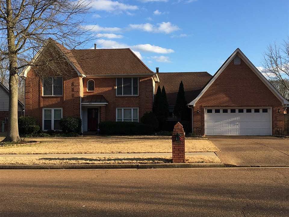 1st image of 8861 Carrollwood Ln E