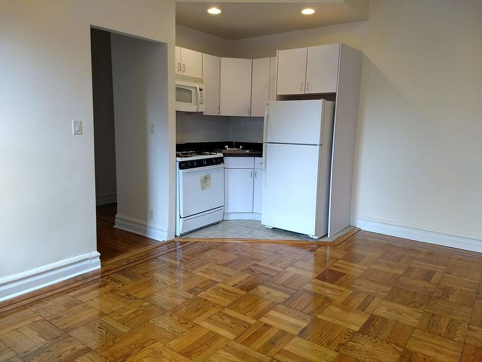 1st image of 135 Clarkson Ave APT B9