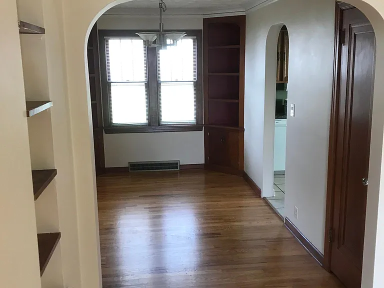 6324 William St — Photo 19