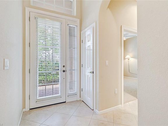 3rd image of 9319 Oak Strand Dr