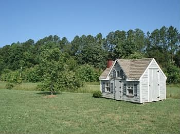 3rd image of 2421 Hillcrest Meadows Ln