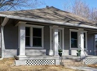 1318 Pierre St, Manhattan, KS 66502