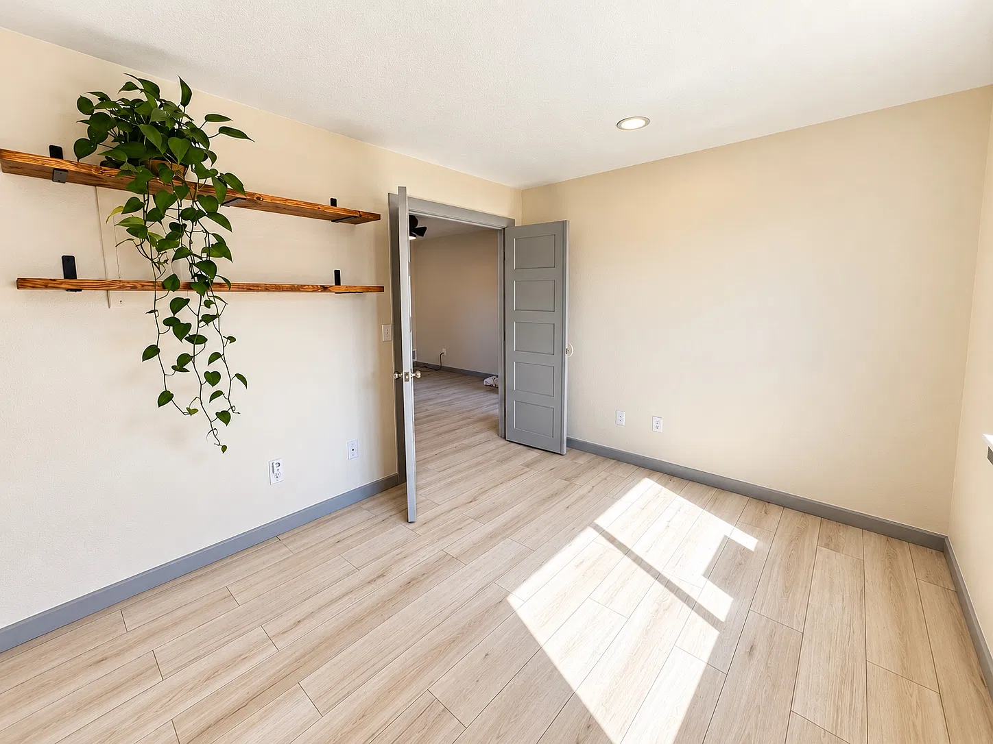 2241 S Buckley Rd — Photo 3