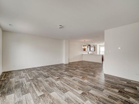 2nd image of 178 Goldenrod Dr