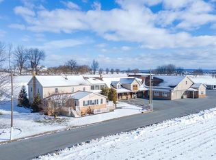 113 Black Horse Rd, Paradise, PA 17562
