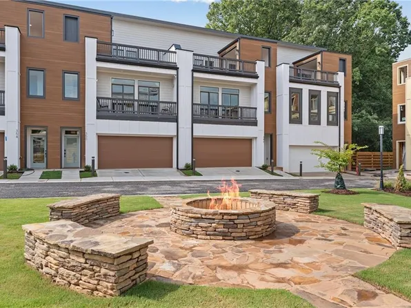 346 Clarendon Ct, Gainesville, GA 30501