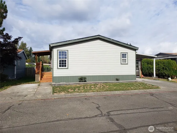 1953 Pine Cone Avenue #106, Enumclaw, WA 98022