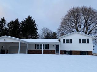 4871 Echovalley St NW, Canton, OH 44720