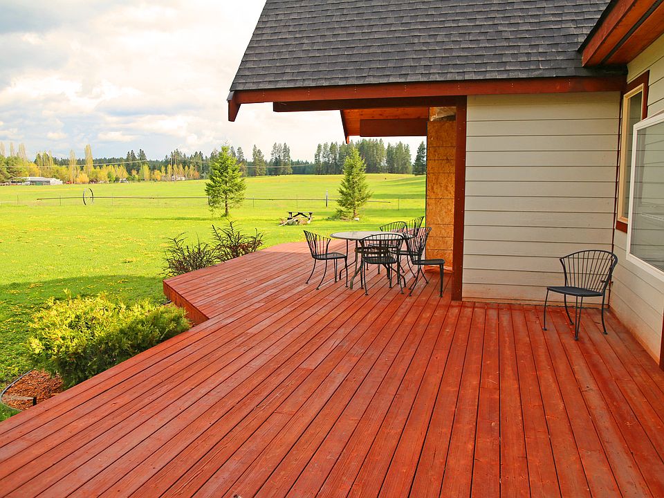Deck overlooking the Swan Mt