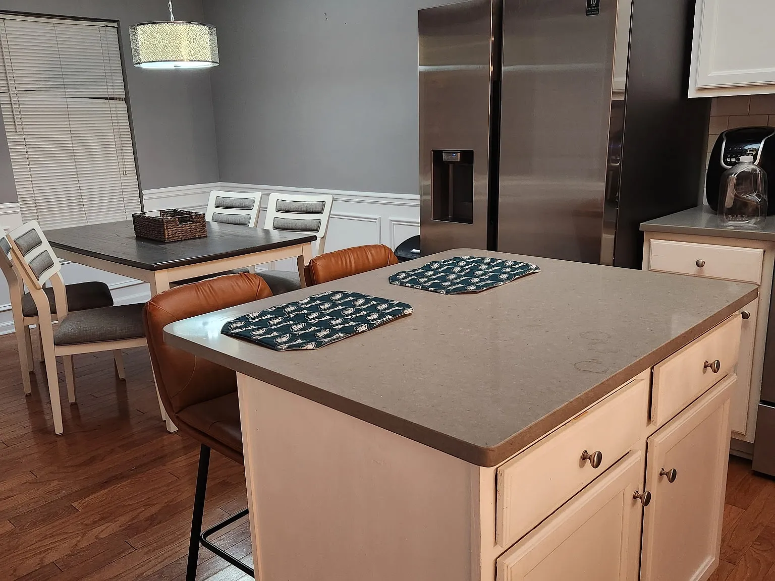 2 bed, 2.5 bath, 1590 sqft, $1,250 — Photo 3