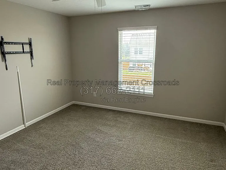5509 W Woodhaven Dr — Photo 34