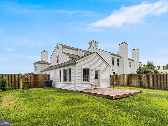2nd image of 22069 Saint Gabriels Cir