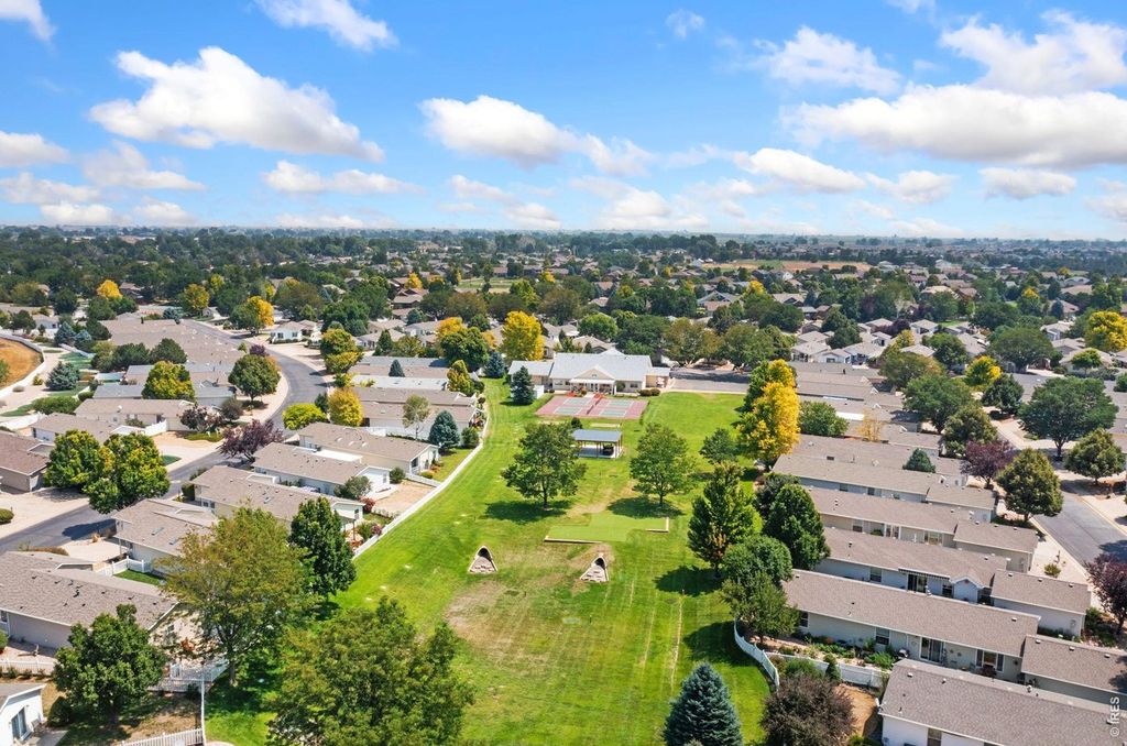 4385 Espirit Dr