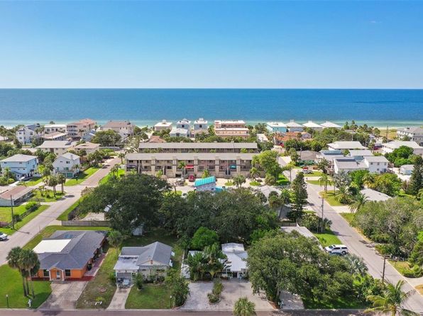 1906 2nd St, Indian Rocks Beach, FL 33785