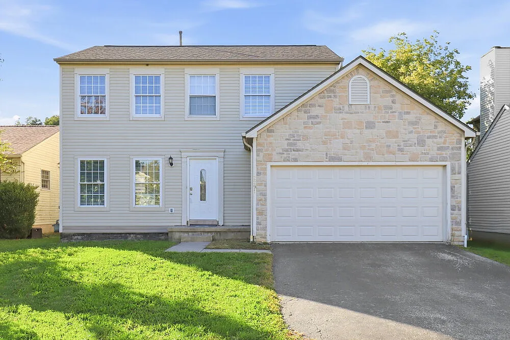 4 bed, 2.5 bath, 1695 sqft, $2,480 — Photo 1