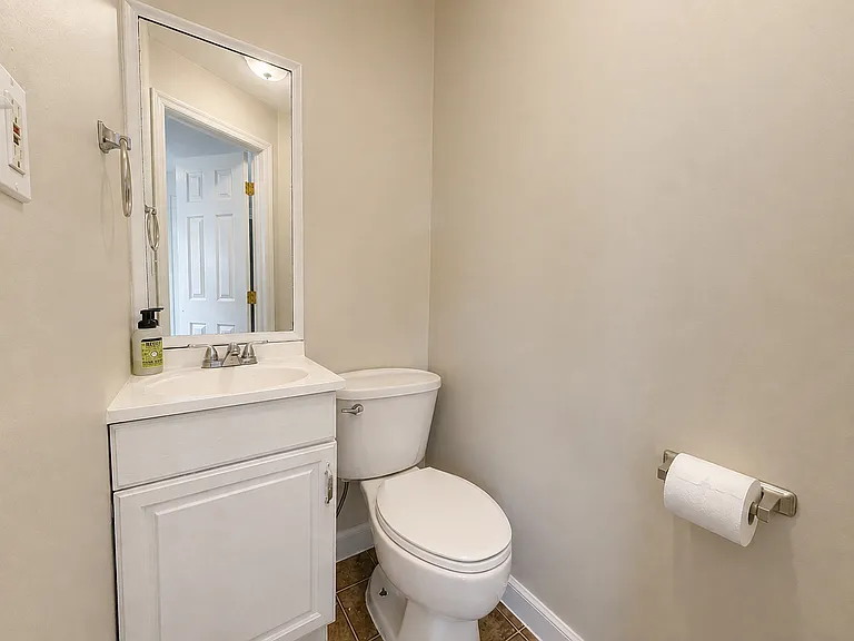 430 Brimmer Ave — Photo 15