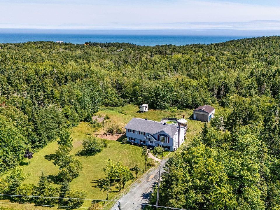 1st image of 419 Dyke Rd