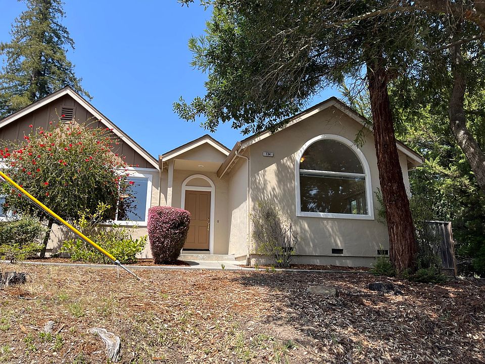 1st image of 134 La Cuesta Dr
