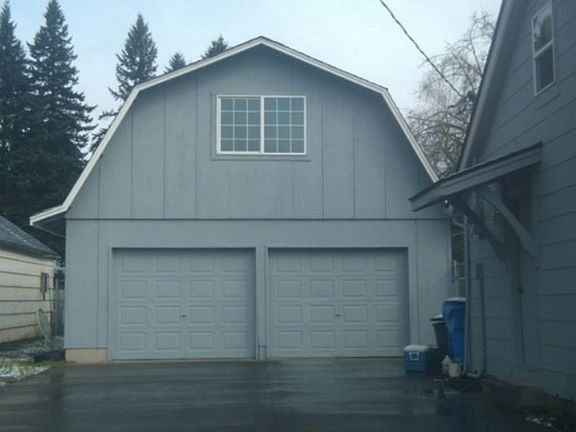 2- floor 1120 SF Shop!