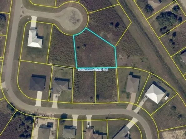 8104 Salt Ct, Labelle, FL 33935