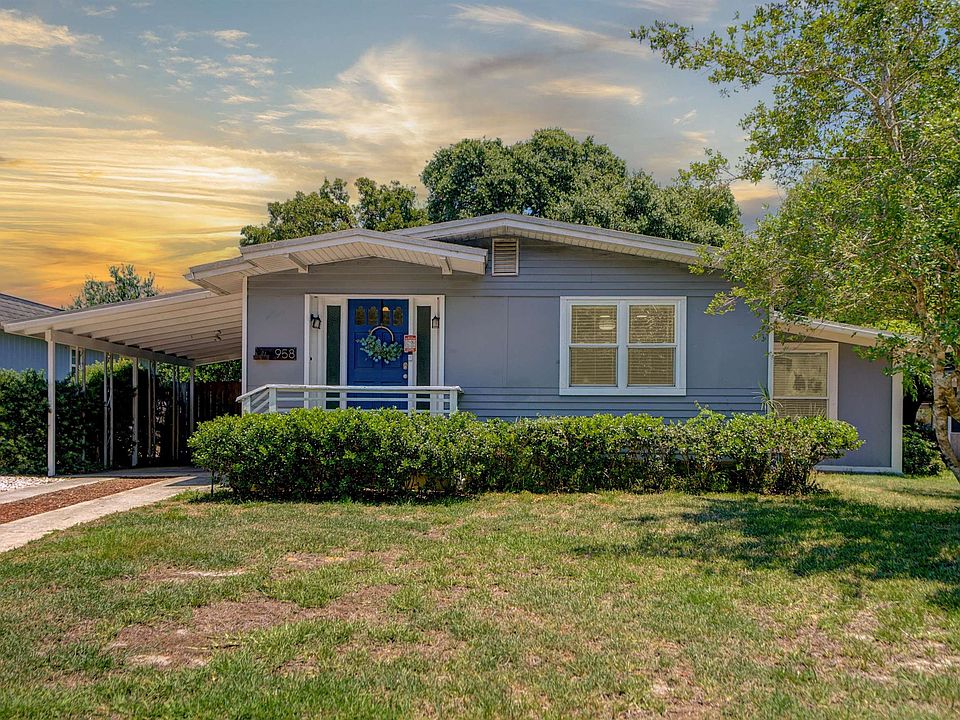 1st image of 958 Escobar Ave