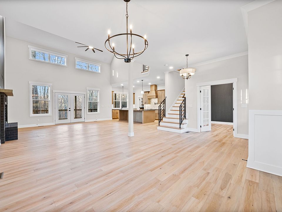 1st image of 1319 Shady Grove Rd
