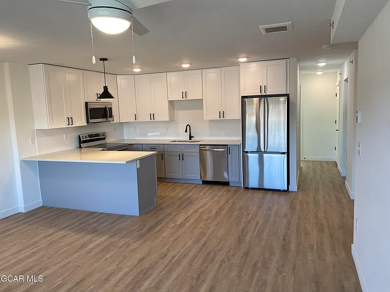 406 N Zerex St #10 — Photo 2