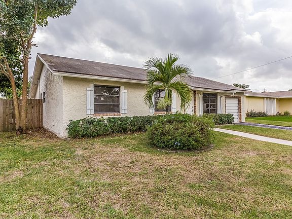 5th image of 8240 NW 47th Ct