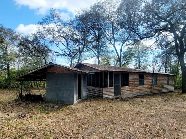 1795 Douglas Fish Camp Rd, White Oak, GA 31568