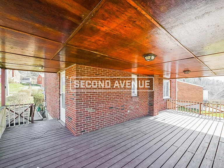327 Elias Dr — Photo 14