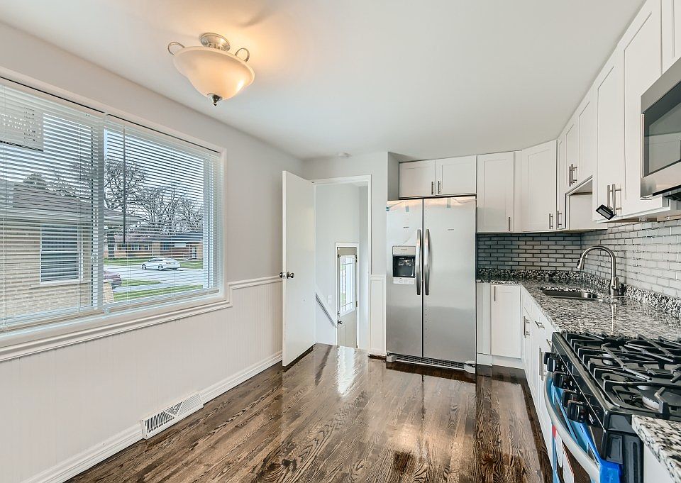 937 E 161st Pl, South Holland, IL 60473 Zillow