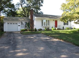 70 Kalmer Rd, Warwick, RI 02886