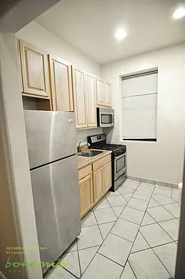 Rented by Bohemia Realty Group | media 25