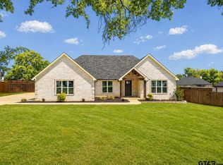 7855 Freestone Dr, Bullard, TX 75757