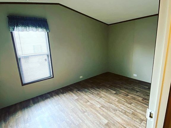4th image of 195 Jones Acres Dr