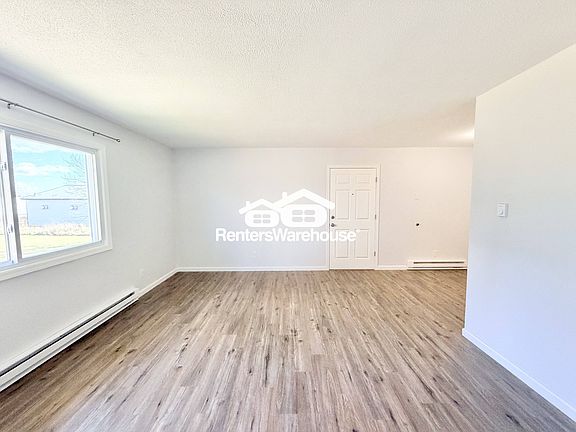 2nd image of 211 S Green St Unit 4