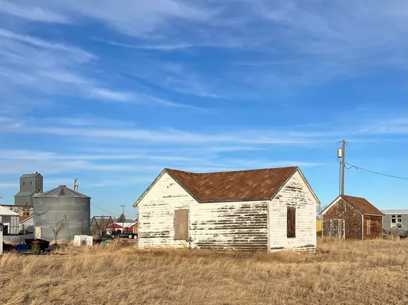 311 2nd Ave W, Inverness, MT 59530