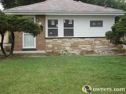 16123 Hermitage Ave photo 1