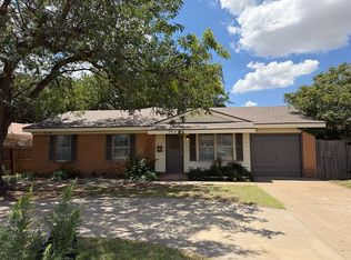 2912 Hodges St, Amarillo, TX 79103