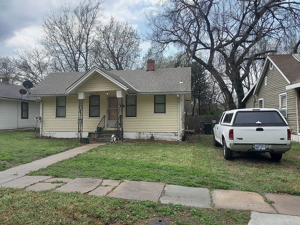 1st image of 715 S Greenwood Ave