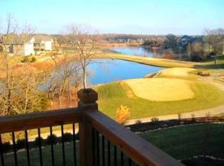 19418 W 100th St, Lenexa, KS 66220