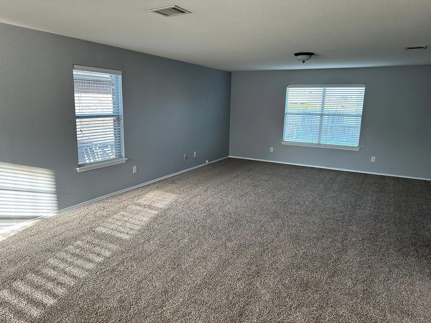 Super Home in Emerald Park. Northwest ISD! — Photo 3