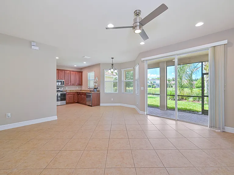 10474 Spruce Pine Ct — Photo 9