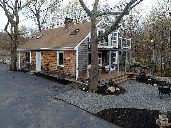 2nd image of 54 Greenwood Ave