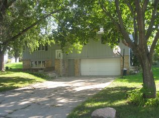 7609 Iroquois St, Chanhassen, MN 55317